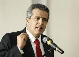 Luis Fernando Velasco sería designado como el Alto Consejero para las Regiones