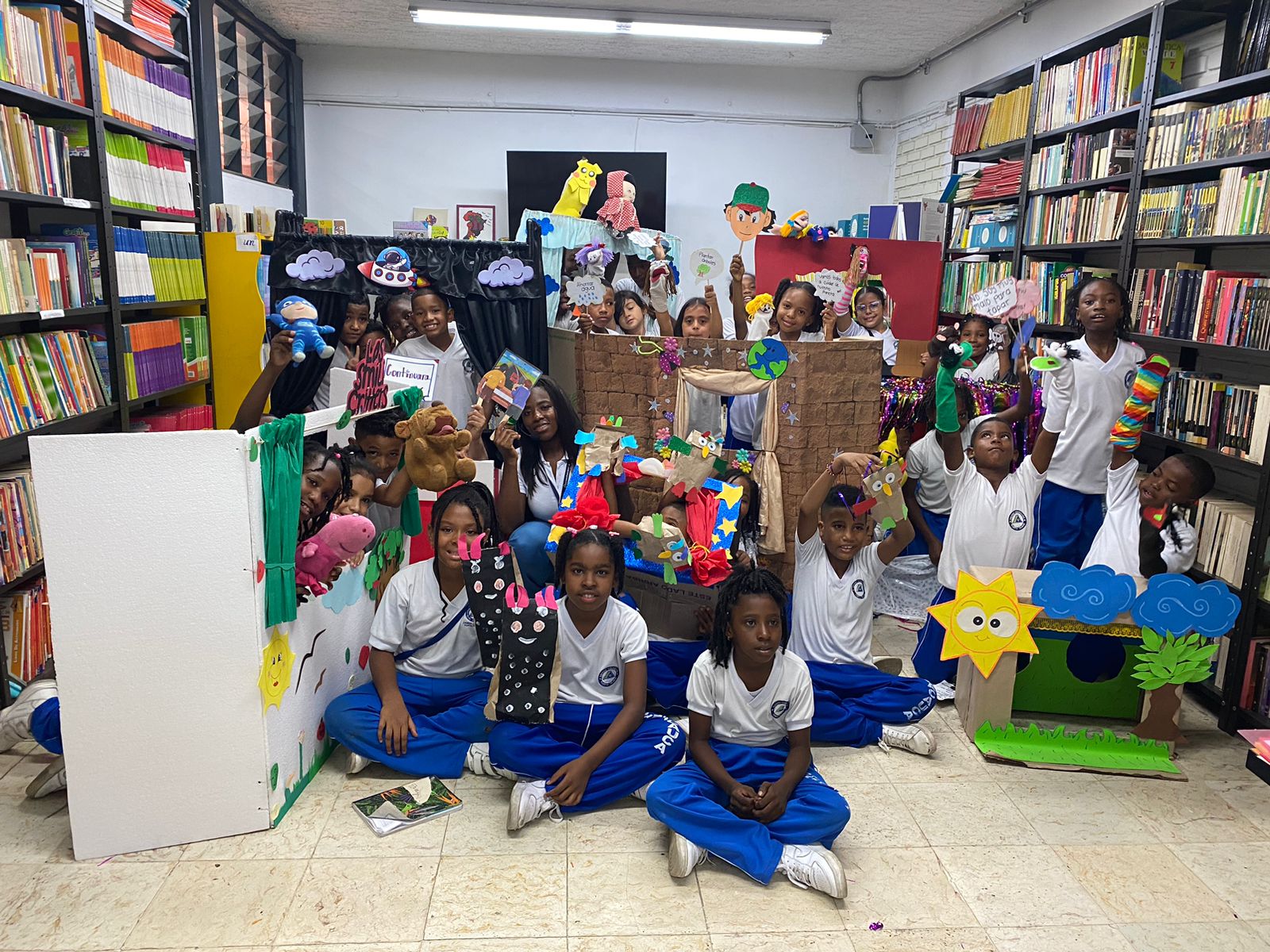 ¡Celebremos juntos la creatividad y el talento de nuestros estudiantes ...